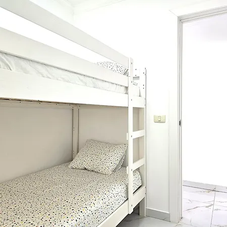 Ada's Nirvana, Heart Of Cristianos Apartament