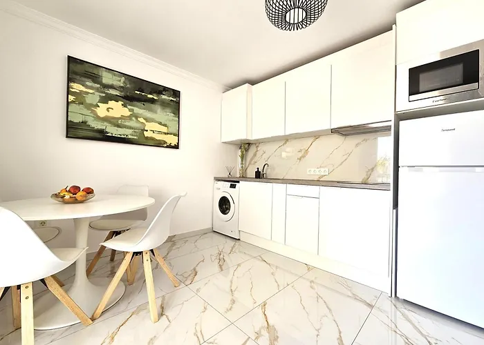 Ada's Nirvana, Heart Of Cristianos * Los Cristianos (Tenerife)