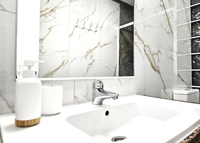 Ada's Nirvana, Heart Of Cristianos * Los Cristianos (Tenerife)